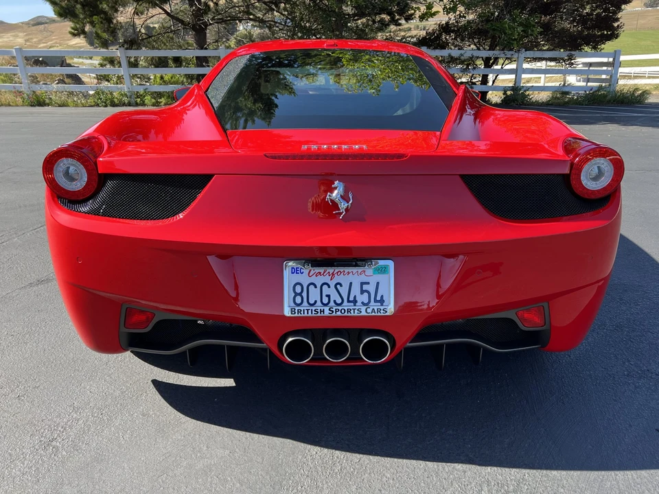 2011 Ferrari 458 Italia - Image 15 of 31