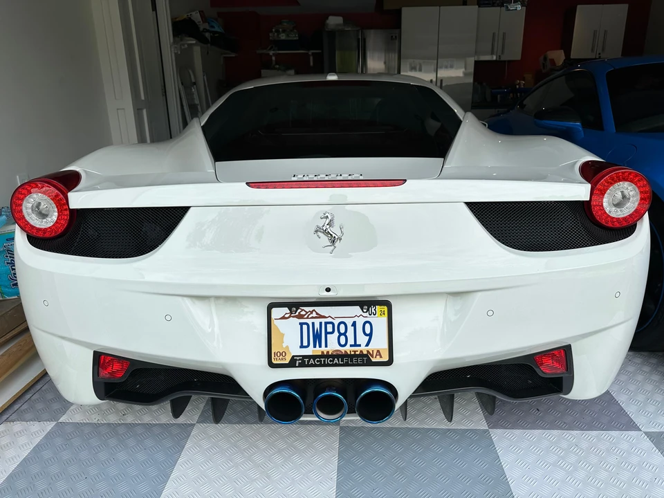 2011 Ferrari 458 Italia - Image 14 of 31