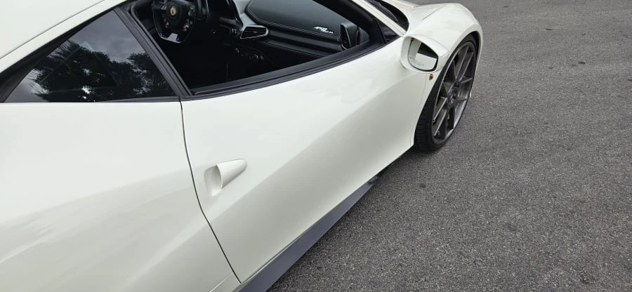 2011 Ferrari 458 Italia - Image 11 of 26