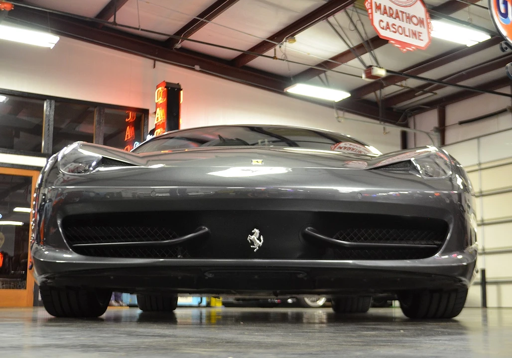 2011 Ferrari 458 Italia - Image 12 of 31