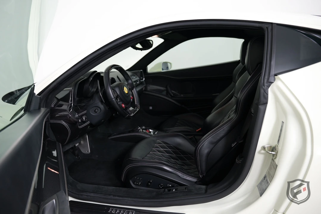 2011 Ferrari 458 Italia - Image 14 of 31
