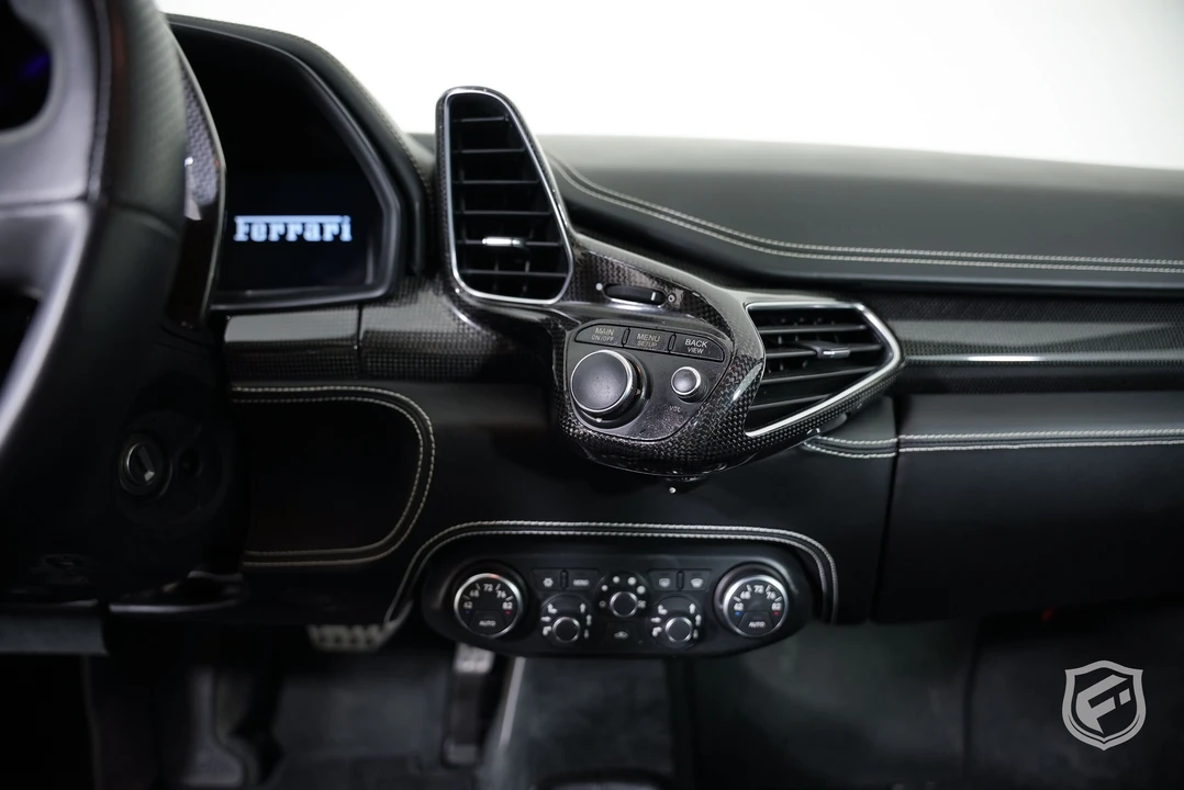 2011 Ferrari 458 Italia - Image 25 of 31