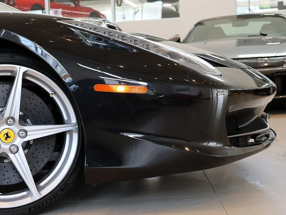 2011 Ferrari 458 Italia - Image 14 of 31