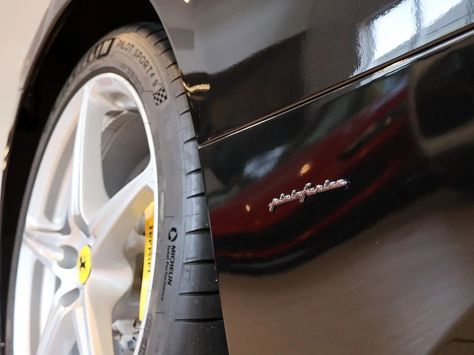 2011 Ferrari 458 Italia - Image 28 of 31