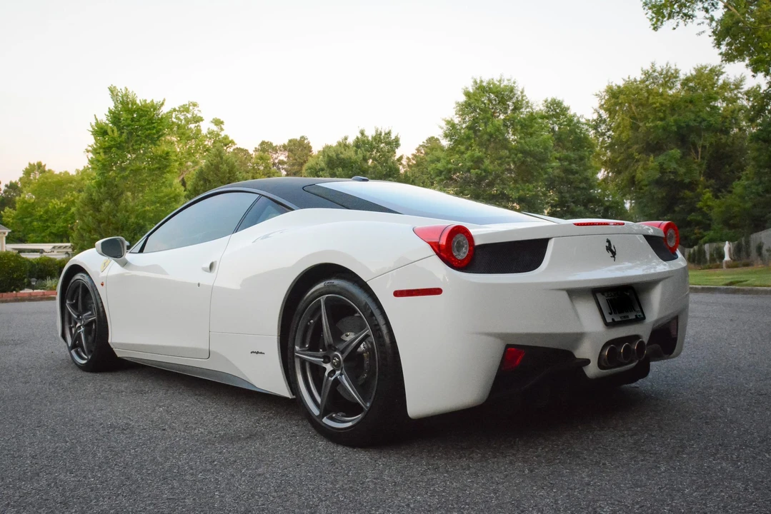 2011 Ferrari 458 Italia - Image 11 of 31