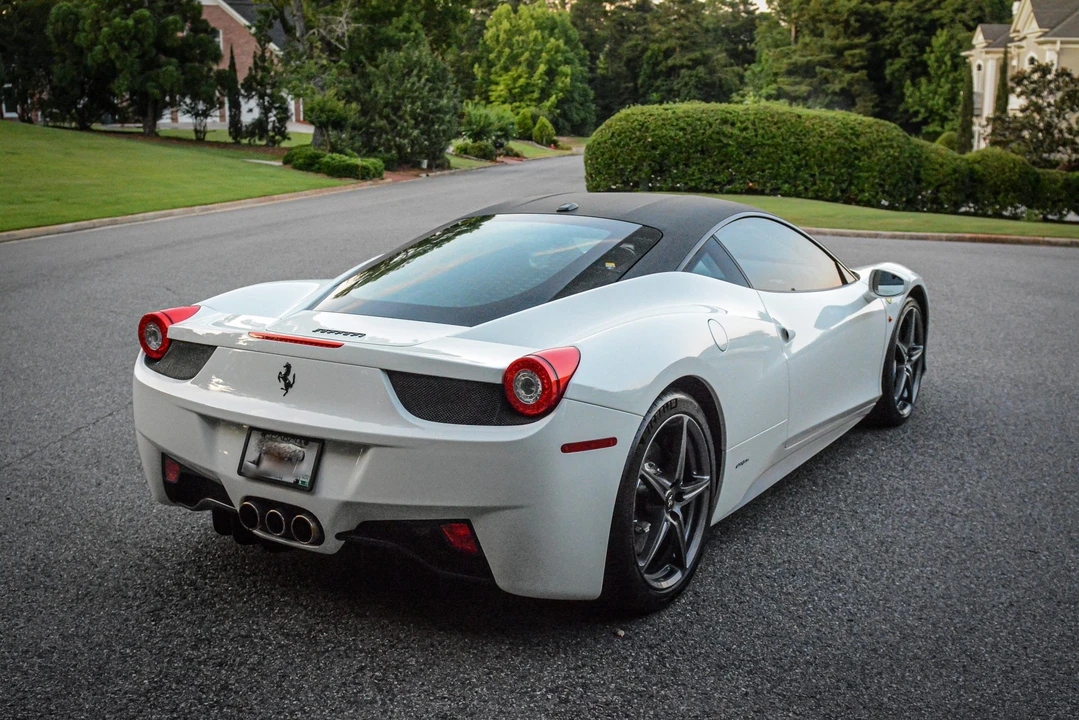 2011 Ferrari 458 Italia - Image 8 of 31