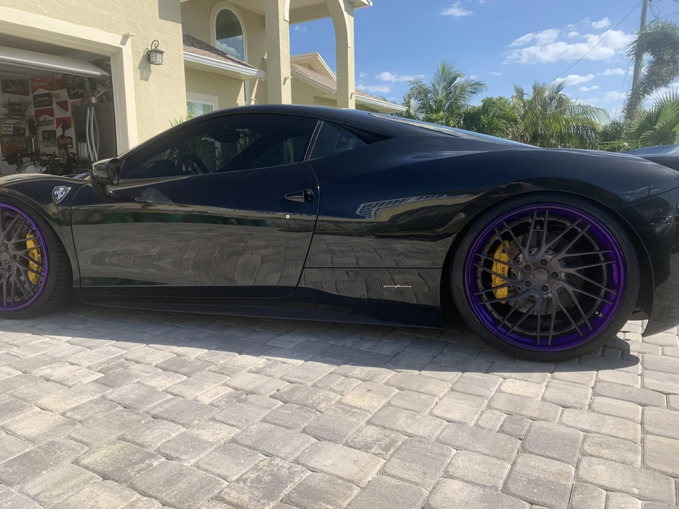2011 Ferrari 458 Italia - Image 25 of 31