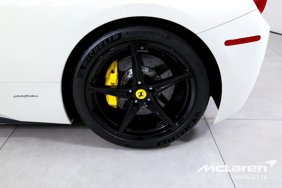 2011 Ferrari 458 Italia - Image 27 of 31