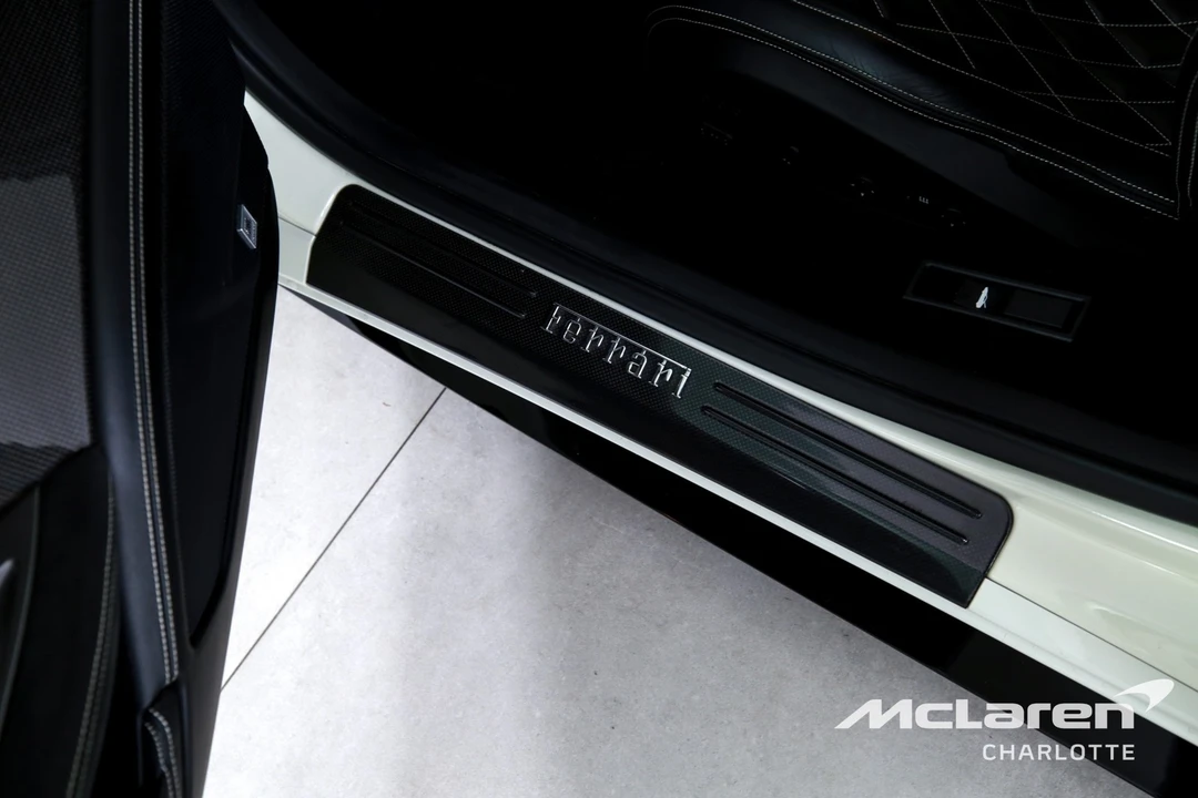 2011 Ferrari 458 Italia - Image 16 of 31