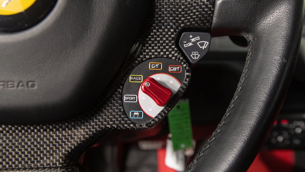 2011 Ferrari 458 Italia - Image 26 of 31