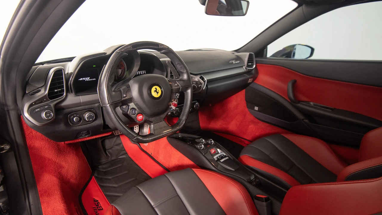 2011 Ferrari 458 Italia - Image 21 of 31