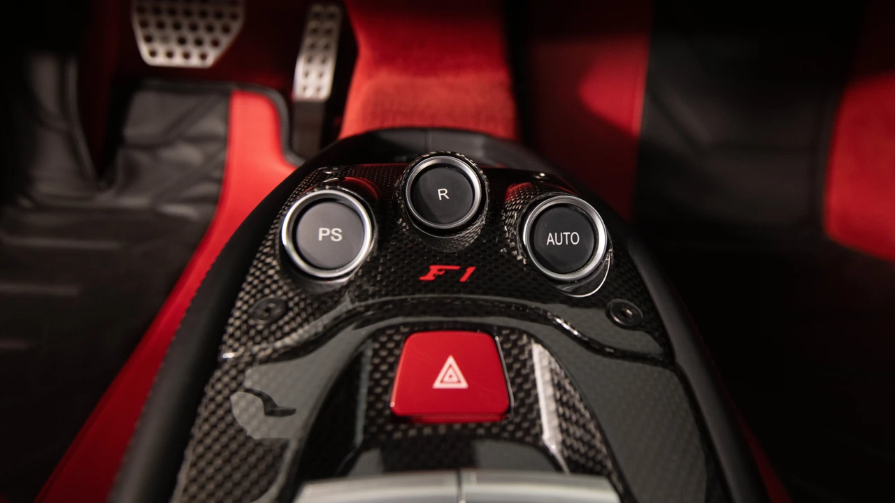 2011 Ferrari 458 Italia - Image 28 of 31