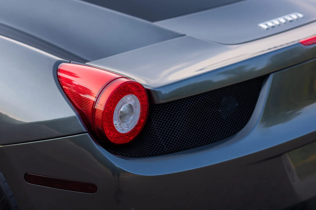 2011 Ferrari 458 Italia - Image 24 of 31