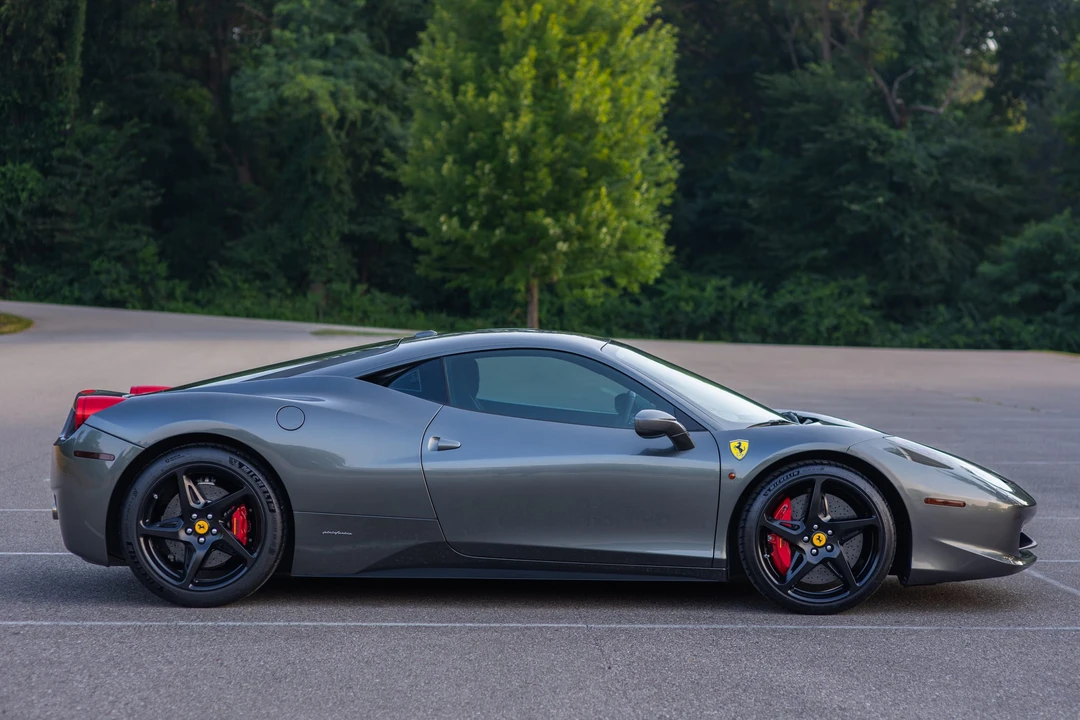 2011 Ferrari 458 Italia - Image 7 of 31