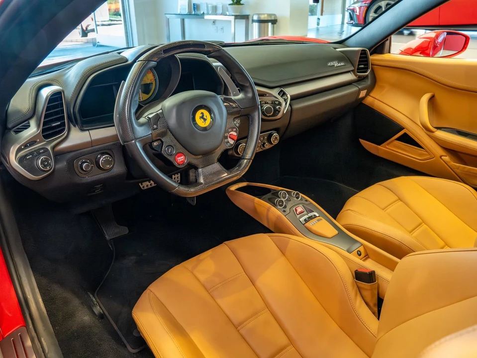 2011 Ferrari 458 Italia - Image 9 of 25