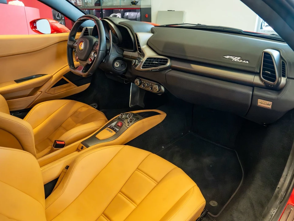 2011 Ferrari 458 Italia - Image 17 of 25