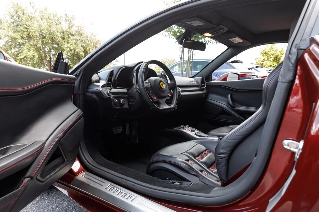 2011 Ferrari 458 Italia - Image 23 of 31
