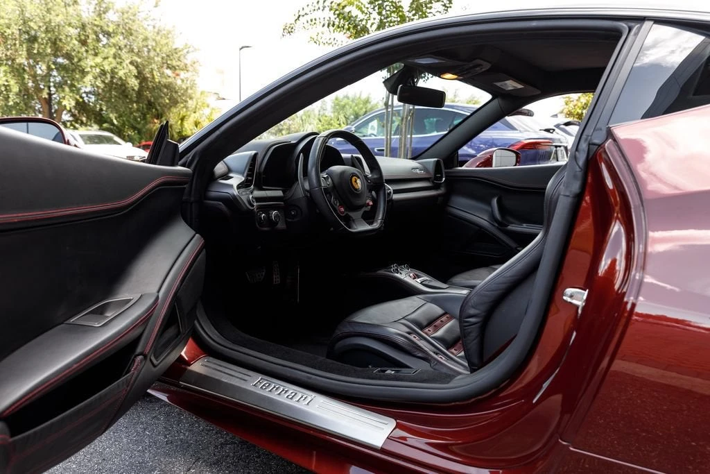2011 Ferrari 458 Italia - Image 21 of 31