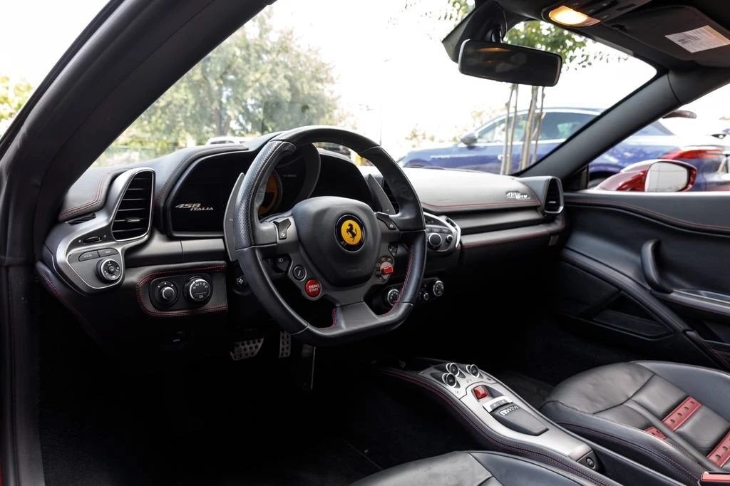 2011 Ferrari 458 Italia - Image 26 of 31