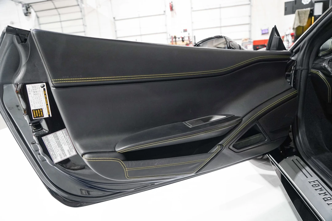 2011 Ferrari 458 Italia - Image 19 of 31