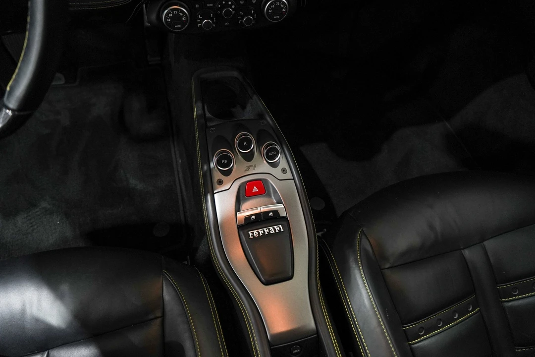 2011 Ferrari 458 Italia - Image 12 of 31