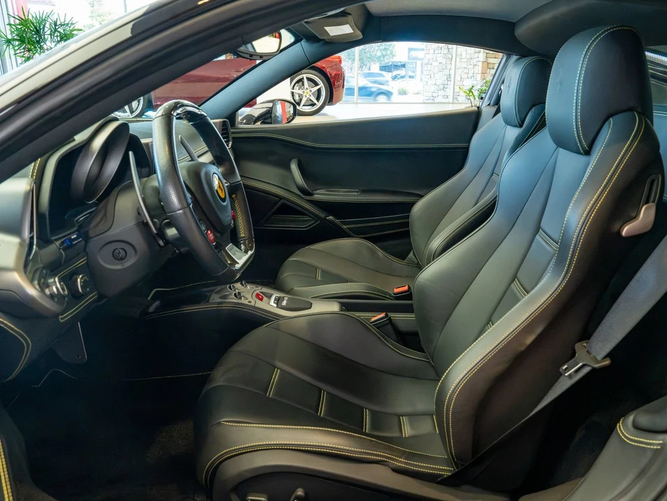 2011 Ferrari 458 Italia - Image 10 of 25