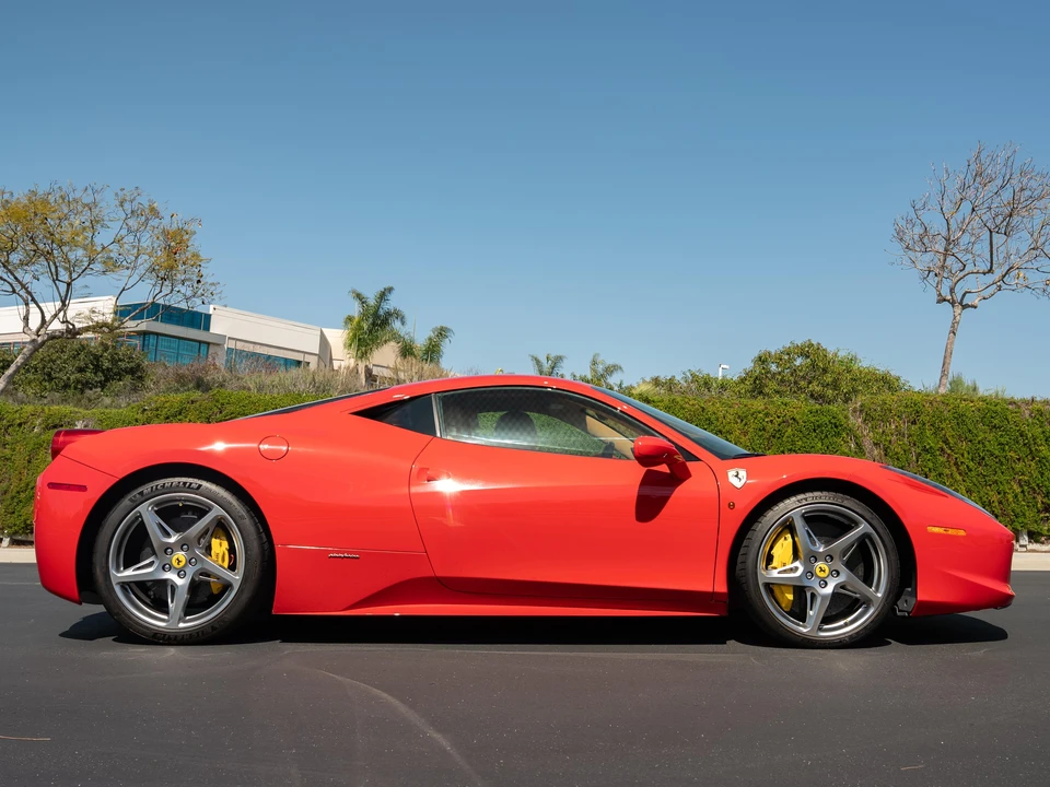 2011 Ferrari 458 Italia - Image 18 of 31