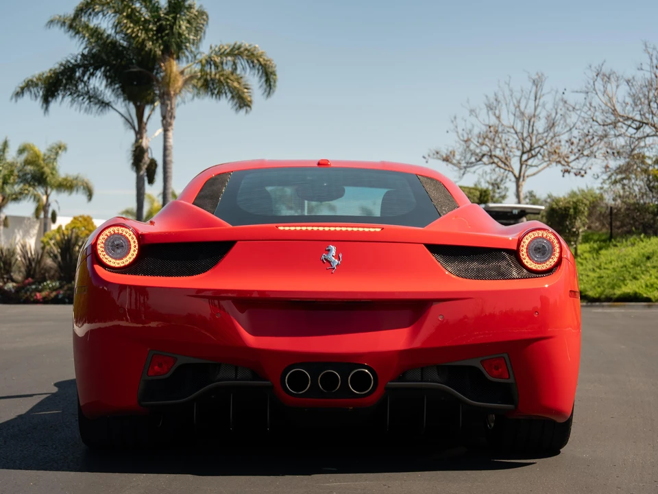 2011 Ferrari 458 Italia - Image 14 of 31