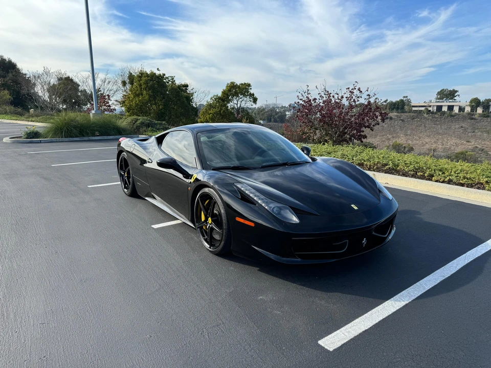 2011 Ferrari 458 Italia - Image 16 of 31
