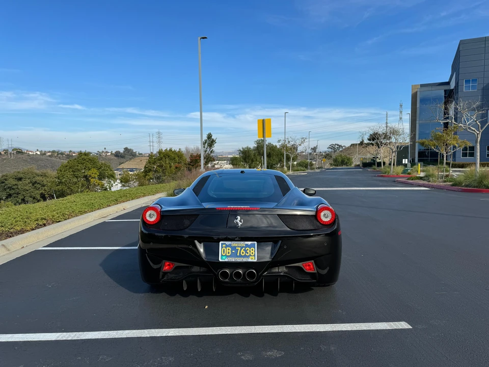 2011 Ferrari 458 Italia - Image 12 of 31
