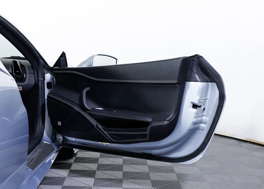 2011 Ferrari 458 Italia - Image 18 of 27