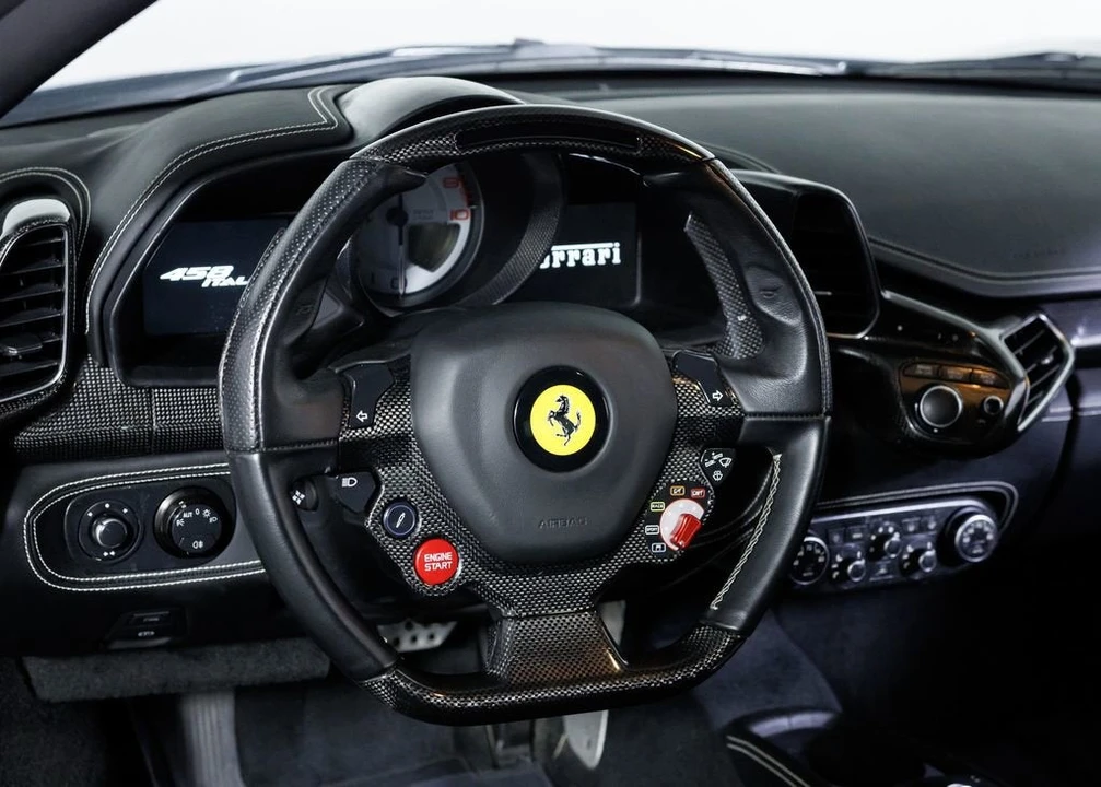 2011 Ferrari 458 Italia - Image 14 of 27