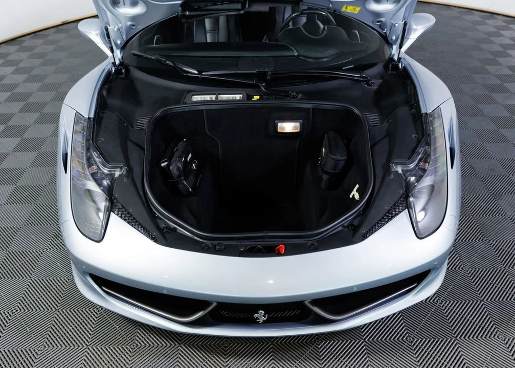 2011 Ferrari 458 Italia - Image 24 of 27