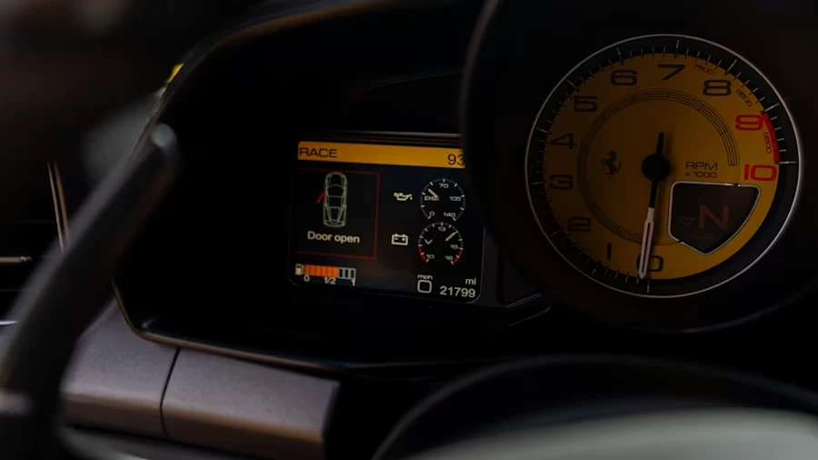 2011 Ferrari 458 Italia - Image 14 of 23
