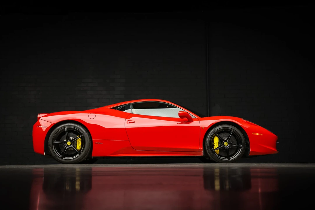 2011 Ferrari 458 Italia - Image 16 of 31