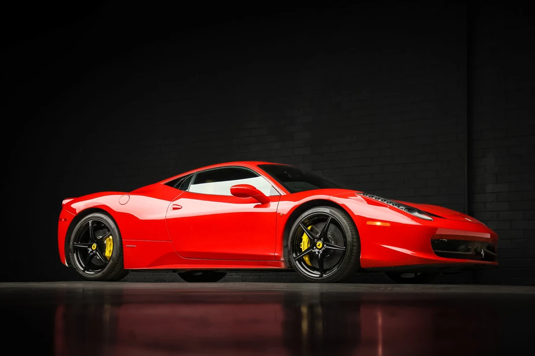 2011 Ferrari 458 Italia - Image 14 of 31
