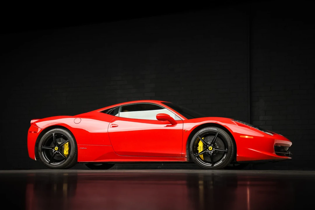 2011 Ferrari 458 Italia - Image 15 of 31