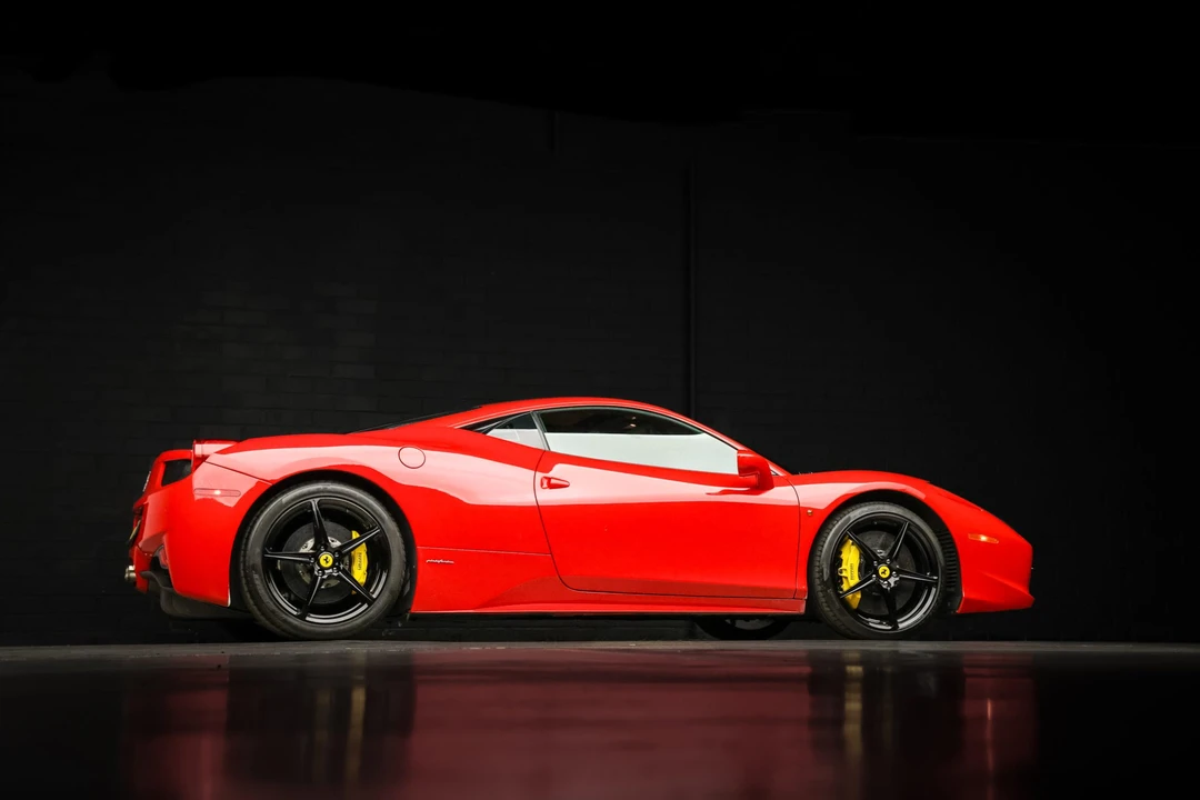2011 Ferrari 458 Italia - Image 17 of 31
