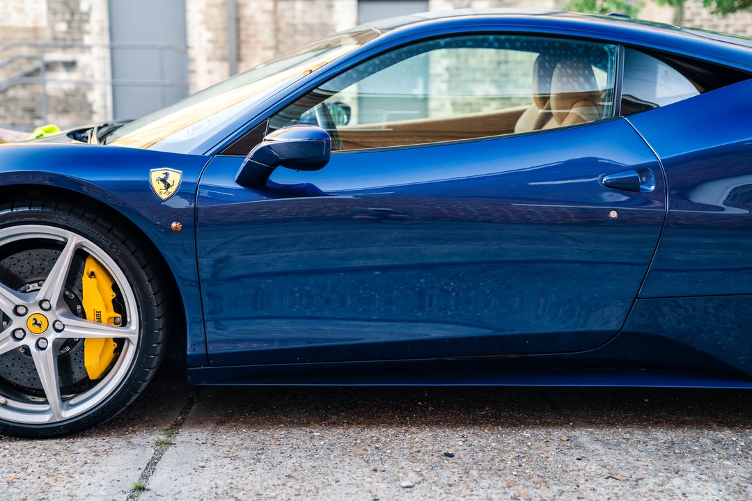2011 Ferrari 458 Italia - Image 23 of 31
