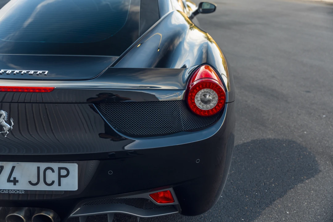 2011 Ferrari 458 Italia - Image 22 of 31