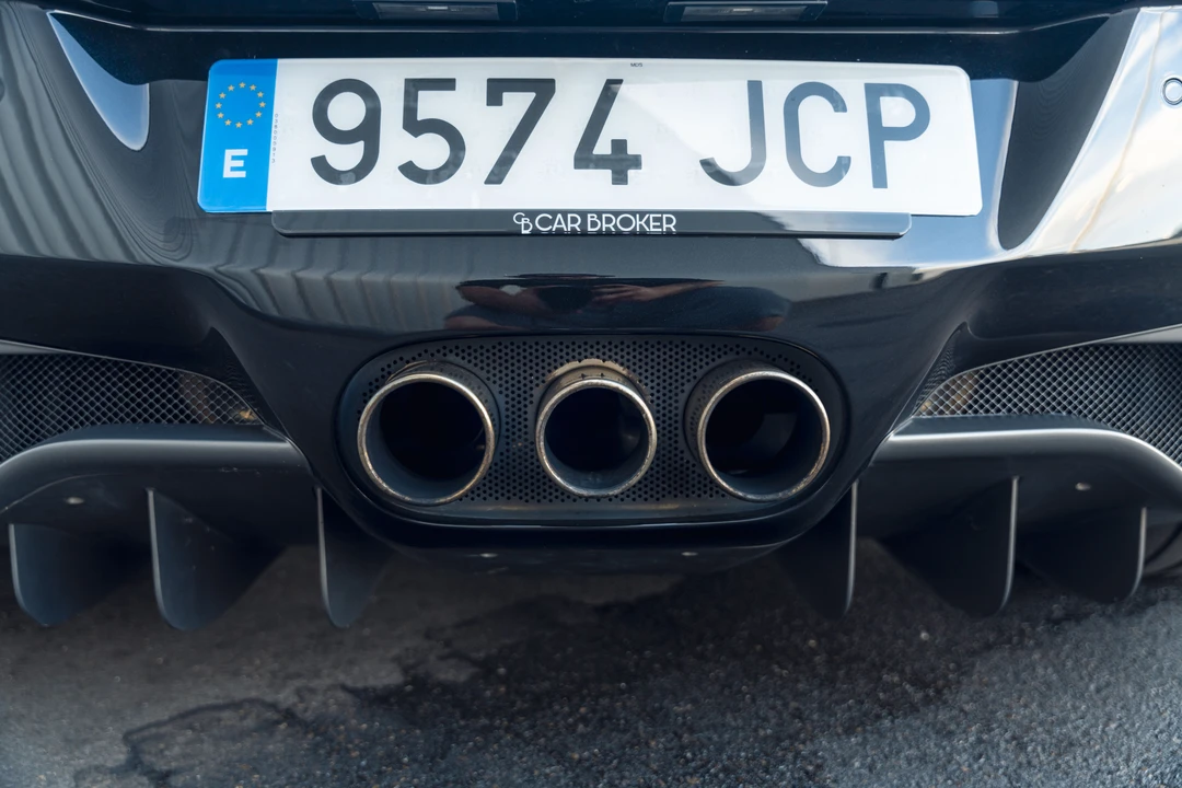 2011 Ferrari 458 Italia - Image 29 of 31