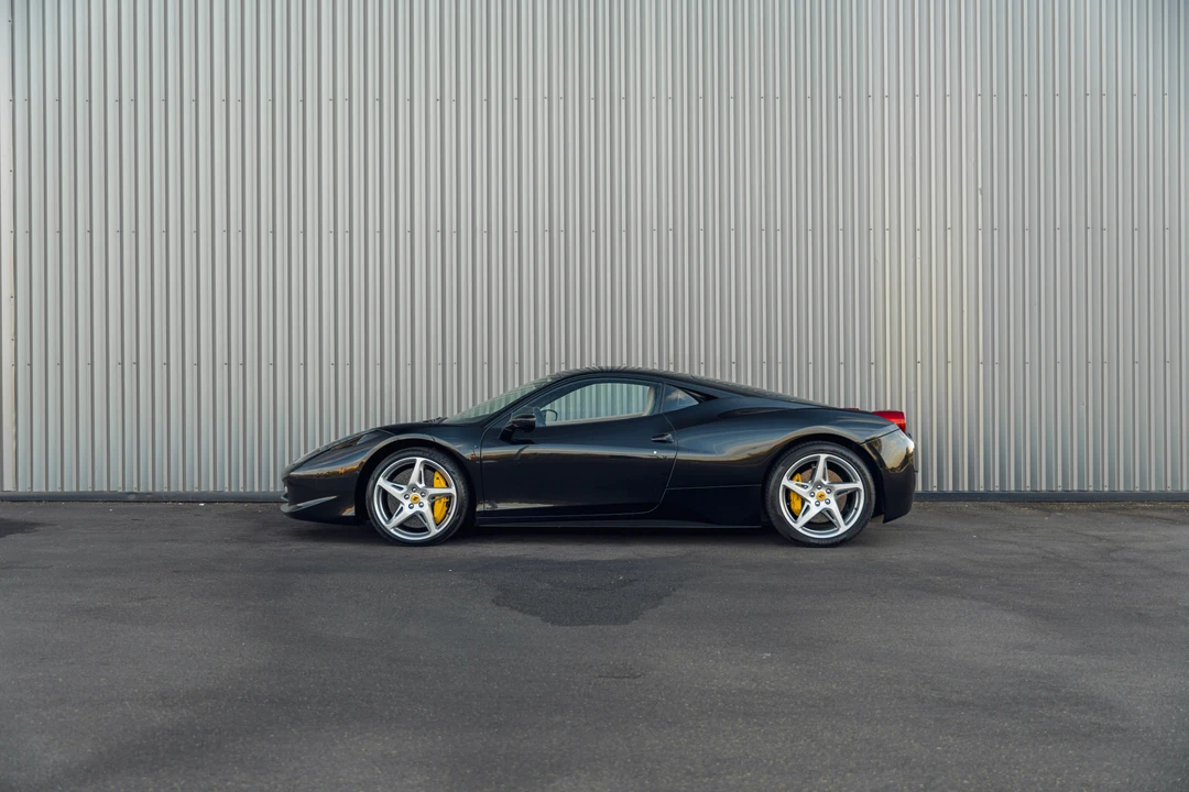 2011 Ferrari 458 Italia - Image 4 of 31