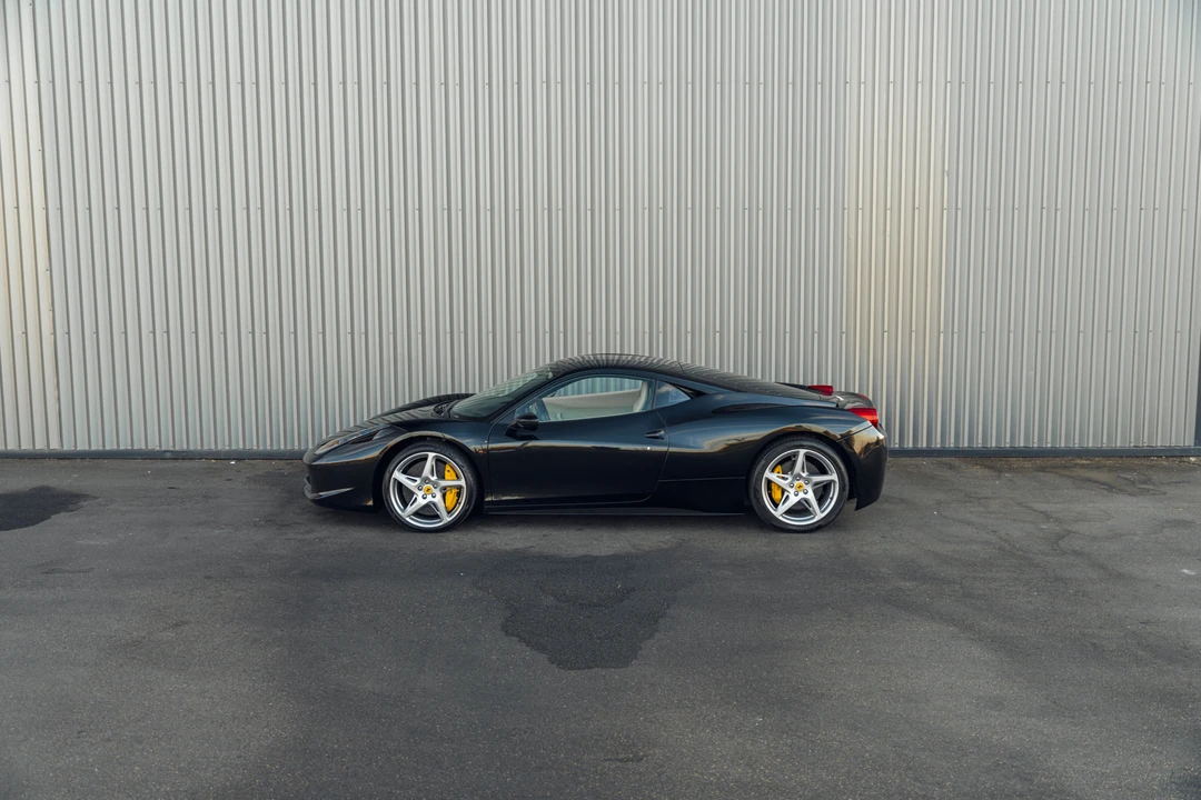 2011 Ferrari 458 Italia - Image 7 of 31