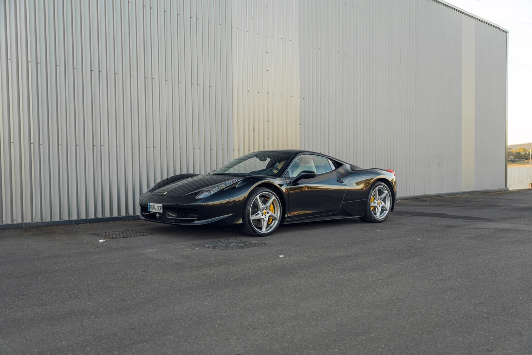 2011 Ferrari 458 Italia - Image 3 of 31