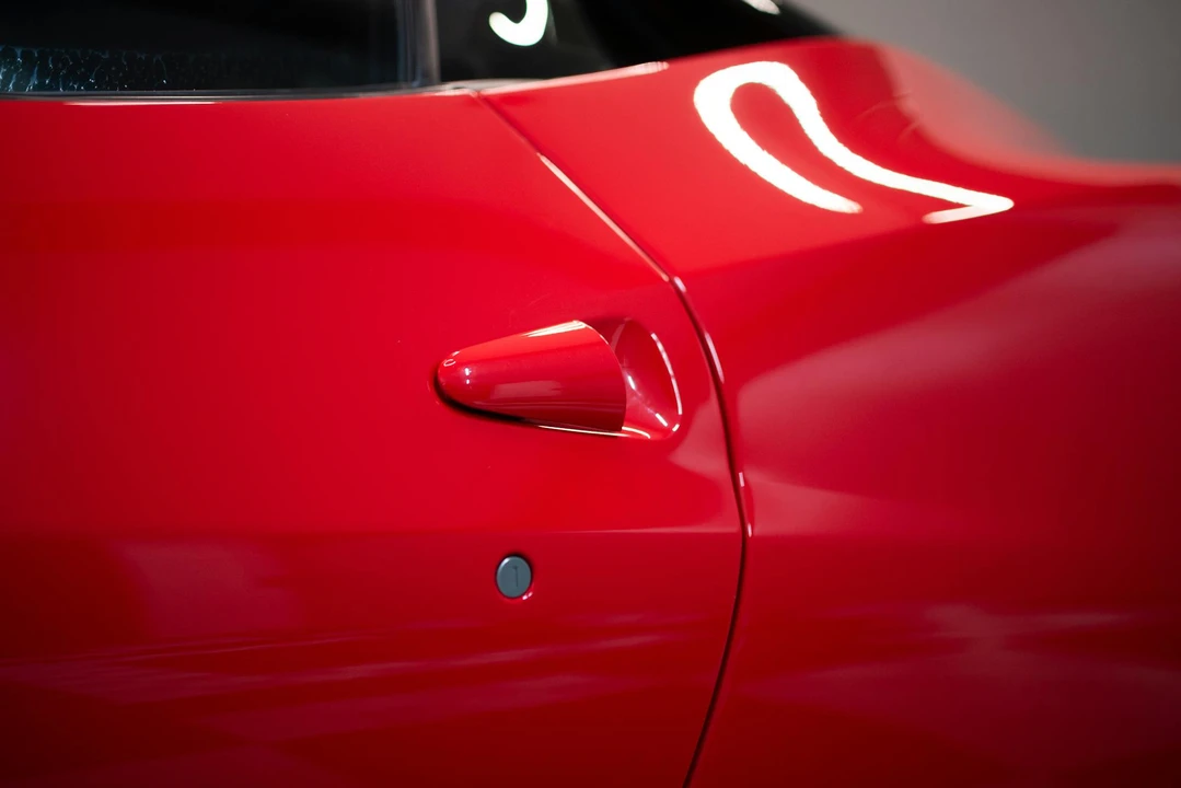 2011 Ferrari 458 Italia - Image 14 of 21