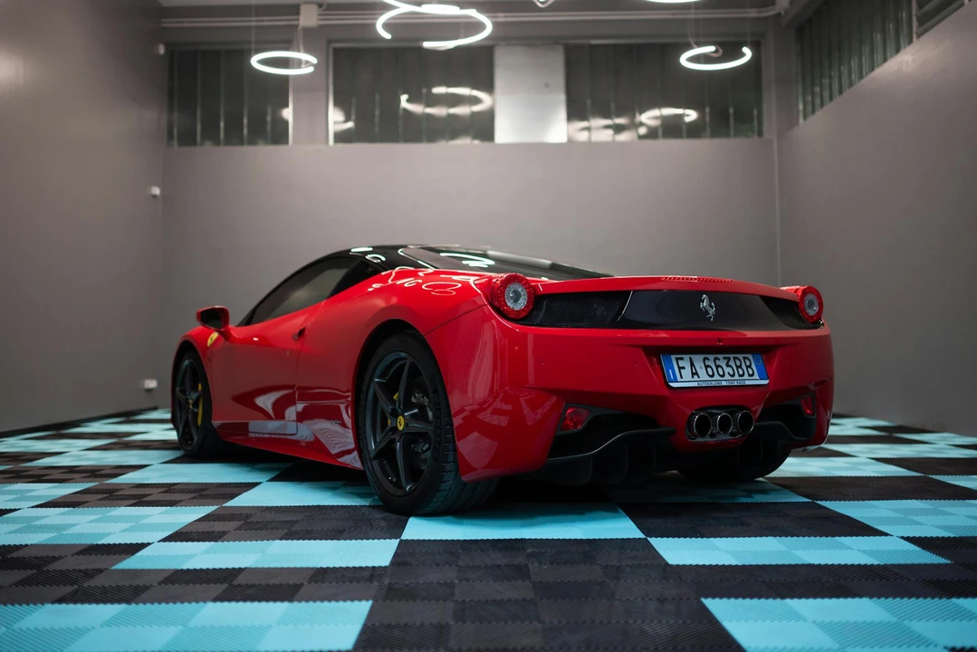 2011 Ferrari 458 Italia - Image 5 of 21
