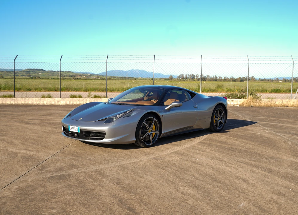 2011 Ferrari 458 Italia - Image 11 of 31