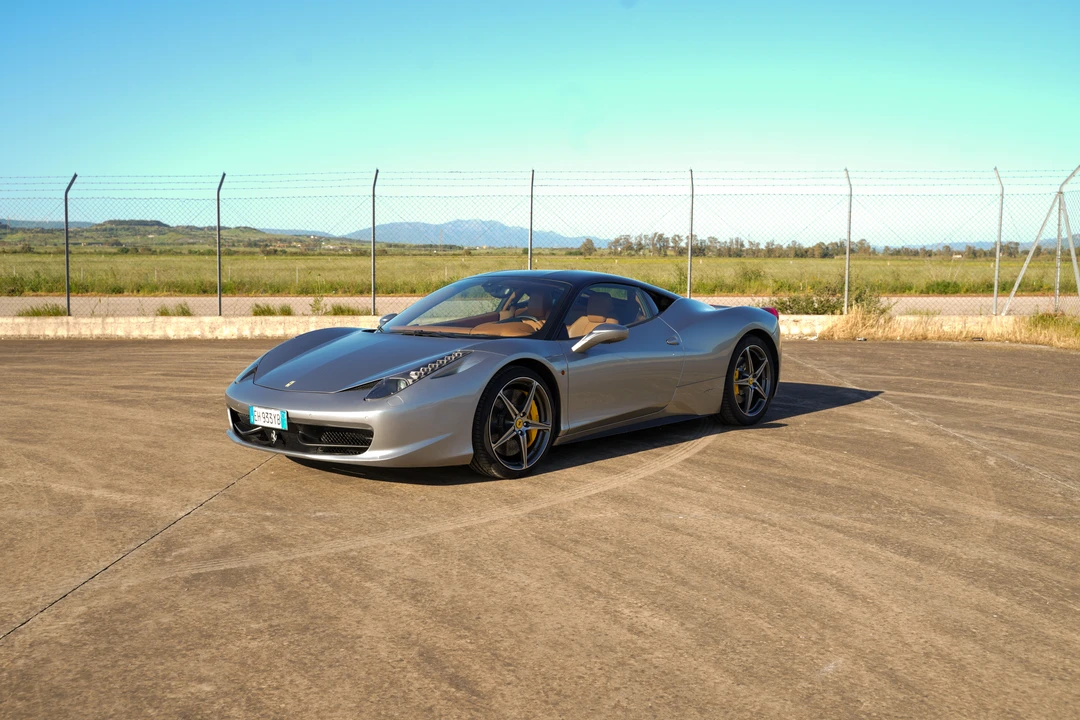 2011 Ferrari 458 Italia - Image 14 of 31