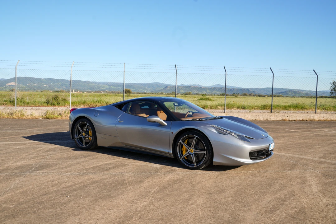 2011 Ferrari 458 Italia - Image 16 of 31