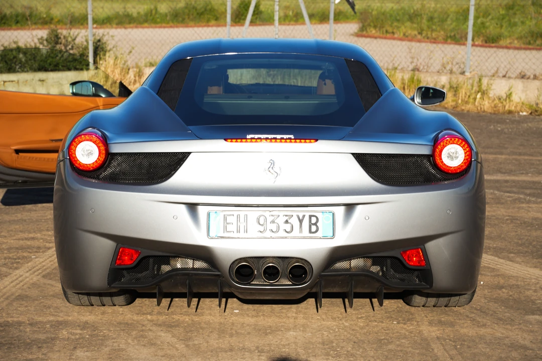 2011 Ferrari 458 Italia - Image 13 of 31